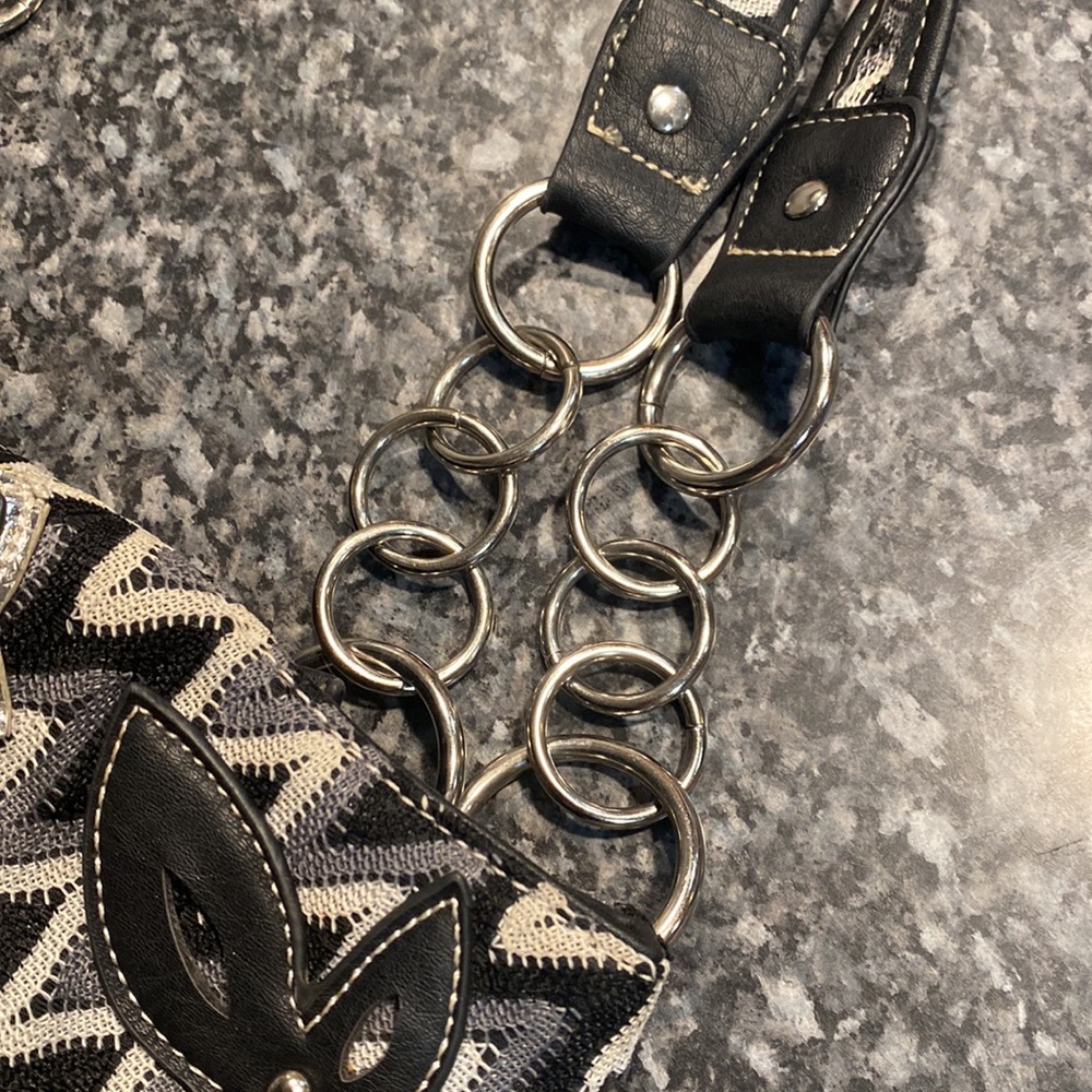 Beautiful Purse - Picture 6 of 6